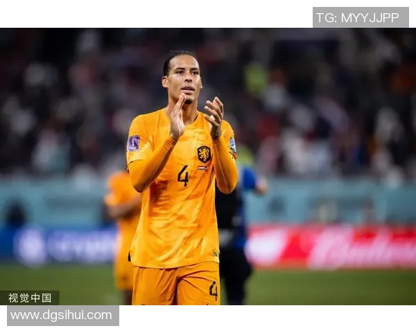 荷兰足球巨星回顾：从库伊特到范戴克的传奇征程